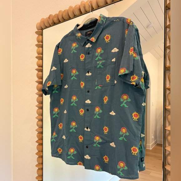 Roark linen Shirt with Sunflower Print - Picture 1 of 1